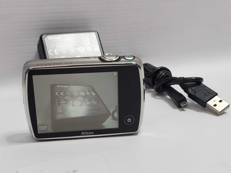 Nikon Coolpix S01 10.1MP Miniature Digital Camera |
