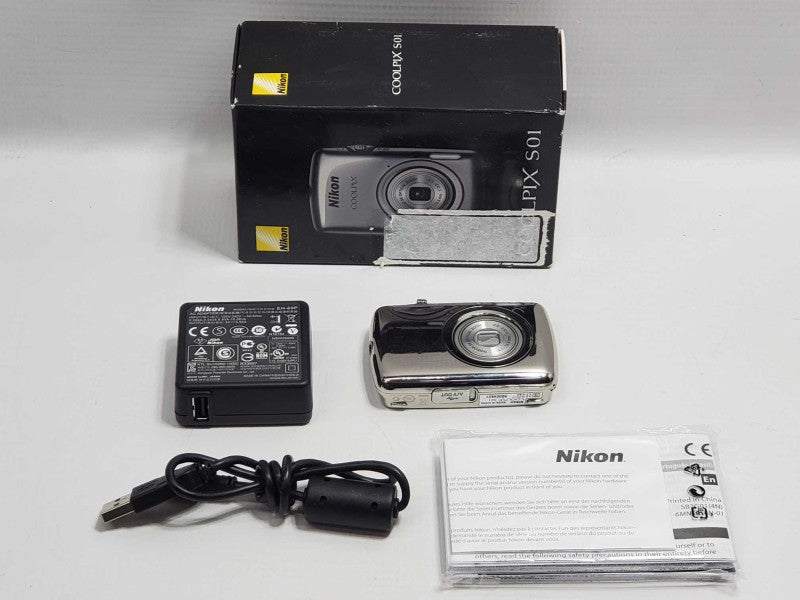 Nikon Coolpix S01 10.1MP Miniature Digital Camera |