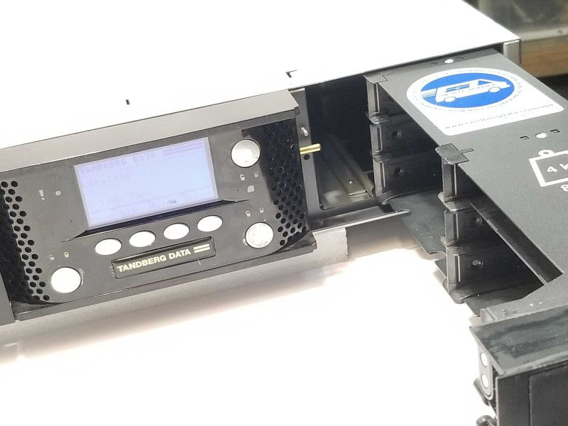 TANDBERG DATA MAGNUM 2X24 92451-LTO HP Ultrium 6-SCSI 232U, Read _