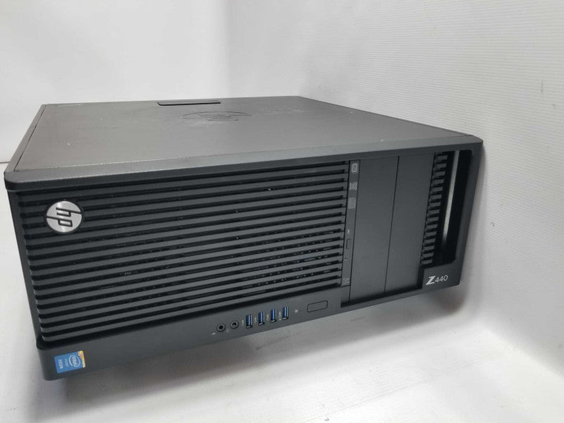 HP Z440 Workstation Xeon E5-1603(v3) 2.80GHz/8GB ECC, Quadro 2000D, 400GB SSD ~