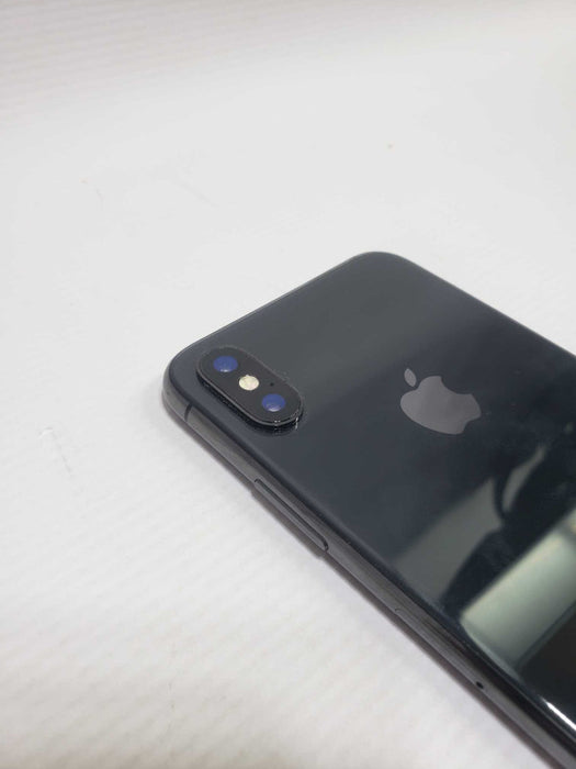 Apple iPhone X (iPhone 10) 64GB Unlocked **READ** )