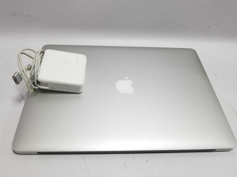 MacBook Pro 15.4\\" - L.2013 A1398, i7-4750HQ 2.0GHz QC/8GB, Iris Pro, 250GB HDD ~