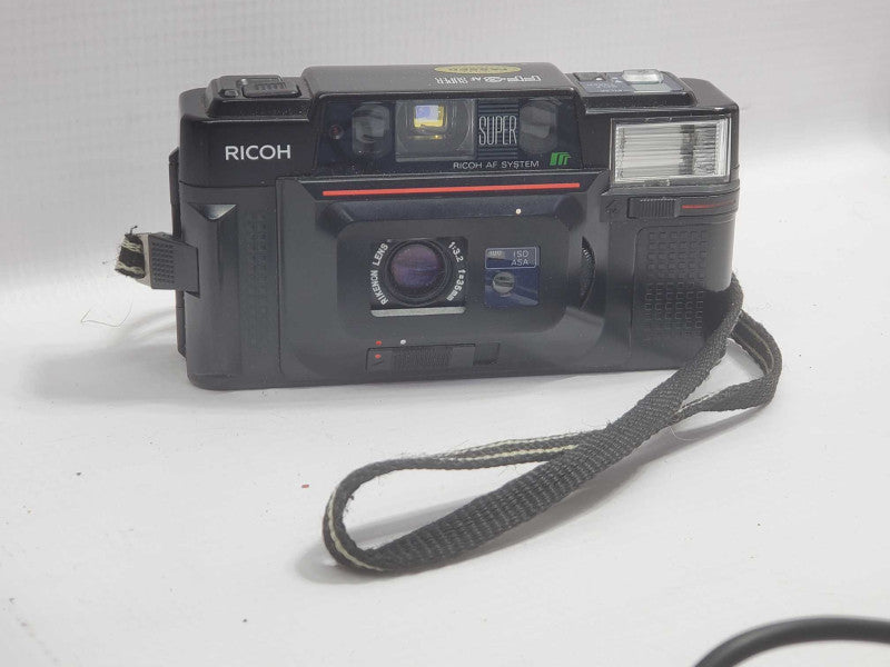Ricoh FF-3 AF Super 35mm VINTAGE Camera (AS-IS) |