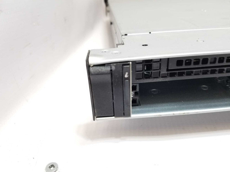 Dell/EMC R340, Xeon E-2144G 3.6GHz, 32GB DDR4, H730P, 2x PSU 8x 2.5\\" Bays Read _