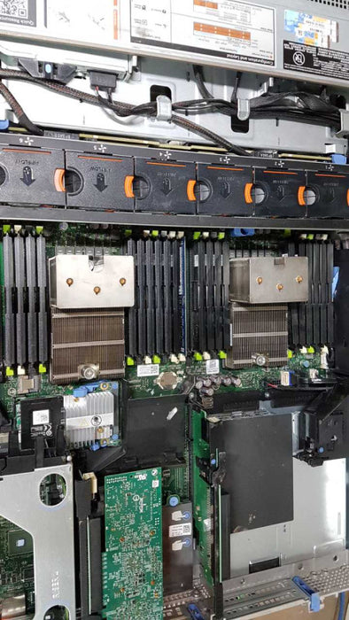 Dell Poweredge R720 2x Xeon E5-2620 @ 2.00ghz / 8gb ram / 05ct6D raid ctrl #