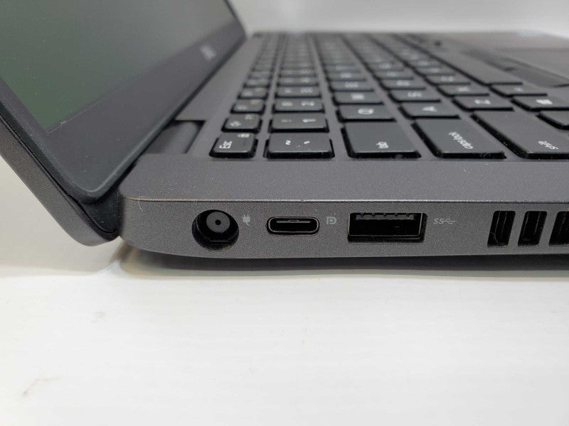 Dell Latitude 5400 14\\" Core i5-8365U @ 1.6GHz 16GB DDR4 250GB SSD [Read] (