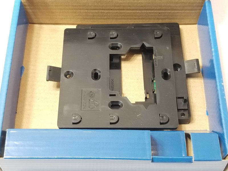 BOSCH B942W Touch Screen Keypad, Open Box, Read _