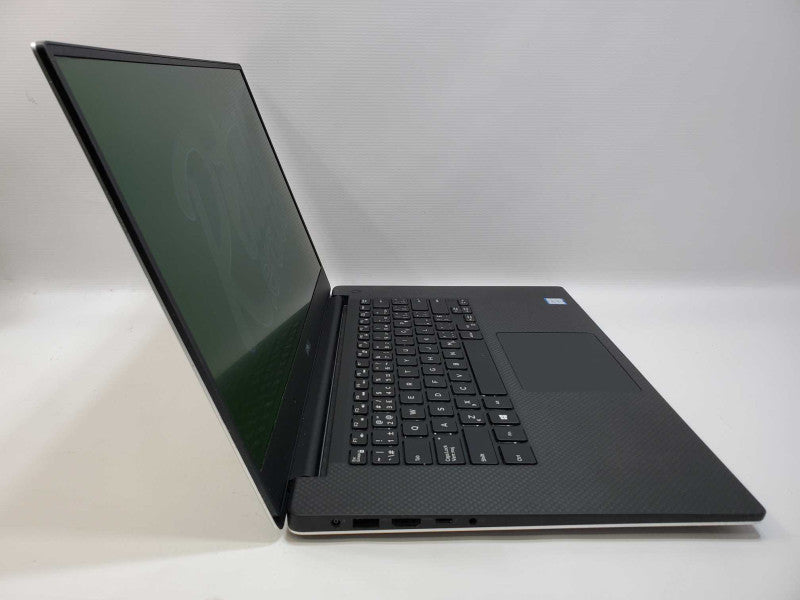 Dell Precision 5520 Core i7-7820HQ@ 2.9GHz 8GB DDR4 250GB SSD Quadro M1200 4GB (