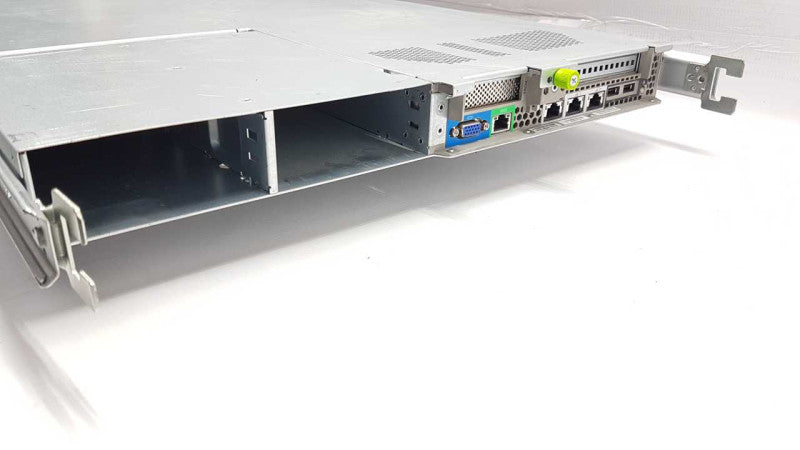Cisco UCS C220 M3 Xeon E5-2609 @ 2.40ghz / 32gb ram / SAS 9271-8i raid #