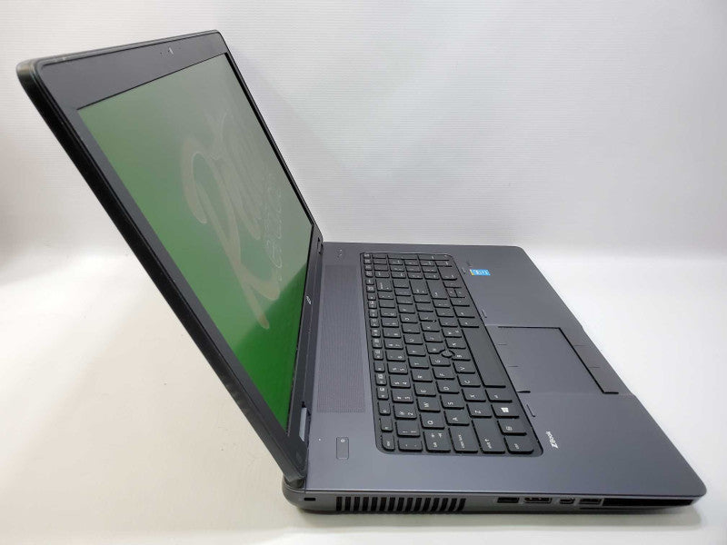 HP ZBook 17\\" Core i7-4700MQ @ 2.4GHz 24GB DDR3 250GB SSD Quadro K3100M 4GB (