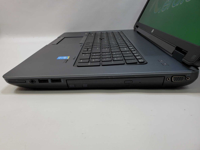 HP ZBook 17\\" Core i7-4800MQ @ 2.7GHz 16GB DDR3 250GB SSD Quadro K3100M 4GB (