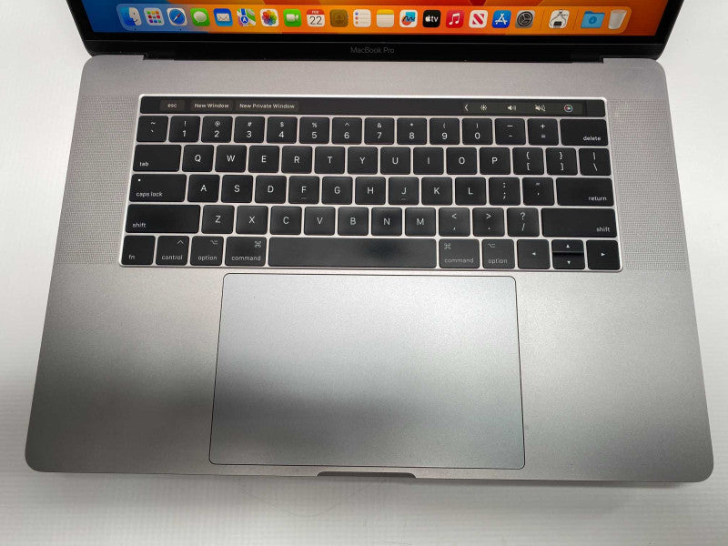 2017 MacBook Pro 15-inch TouchBar Intel i7 CPU 16GB RAM & 500GB Storage READ  -