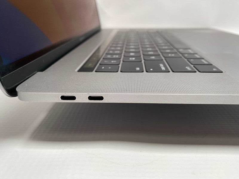 2017 Macbook Pro 15-inch TouchBar with Intel i7 CPU 16GB RAM & 500GB Storage -