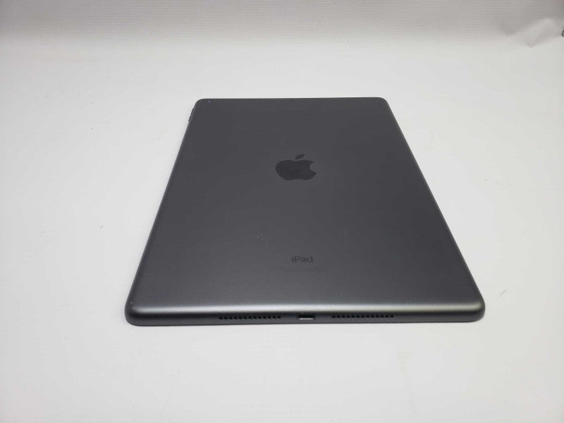 Apple iPad 8th Generation 32GB Space Gray WiFi **READ* )