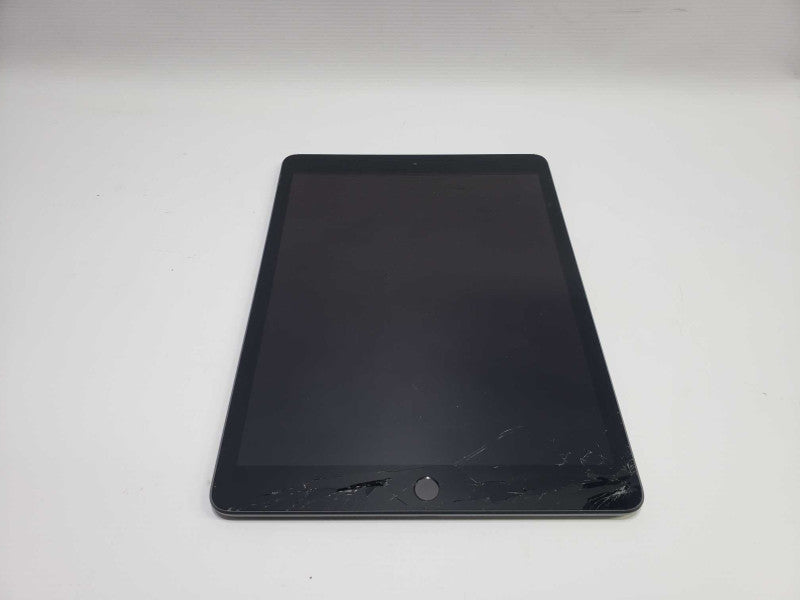 Apple iPad 8th Generation 32GB Space Gray WiFi **READ* )