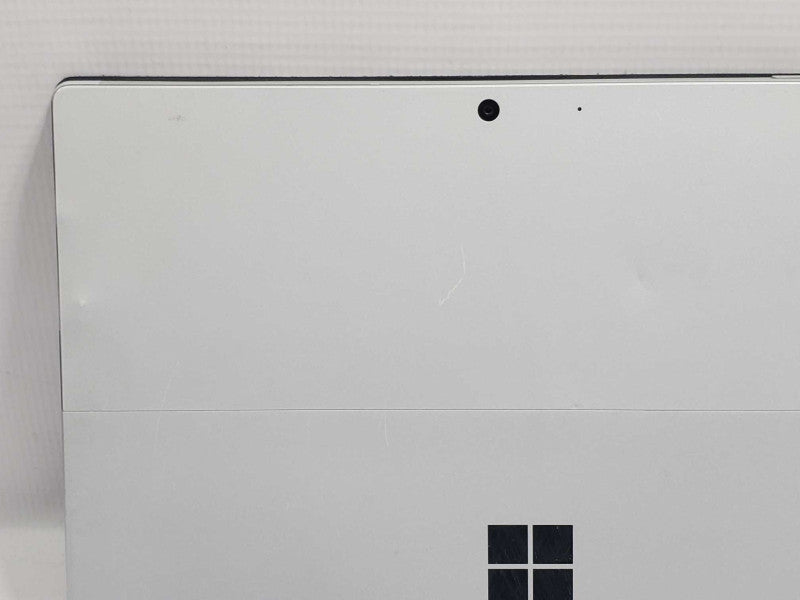 Microsoft Surface Pro 7 (1866) i5-1035G4 8GB RAM 256GB Storage |