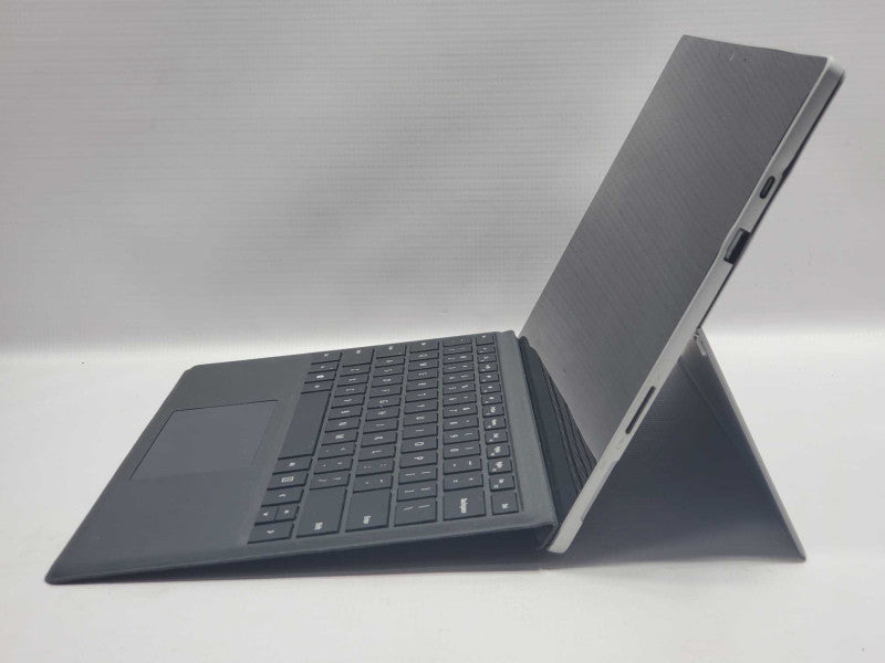 Microsoft Surface Pro 7 (1866) i5-1035G4 8GB RAM 256GB Storage |
