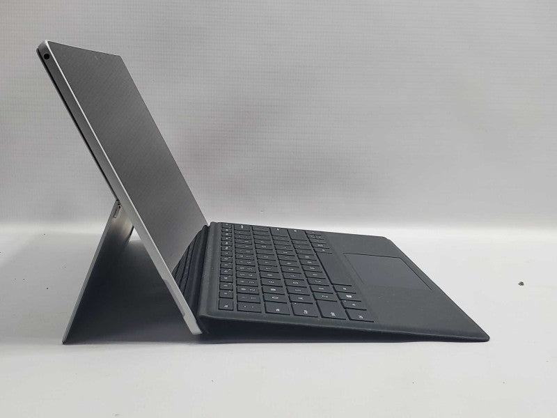 Microsoft Surface Pro 5 (1796) i5-7300U 8GB RAM 256GB Storage (READ) |