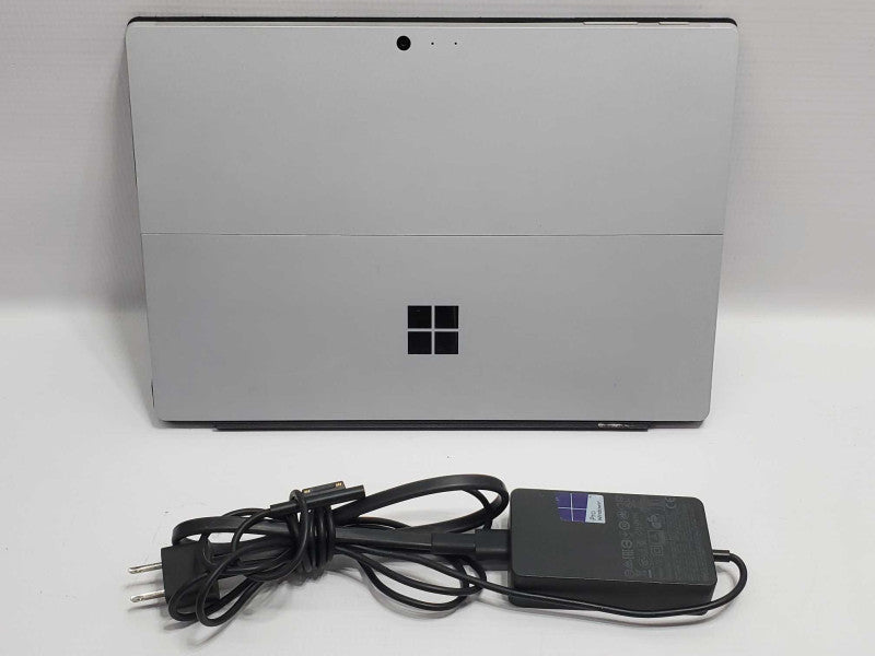 Microsoft Surface Pro 4 (1724) i5-6300U 8GB RAM 256GB Storage |
