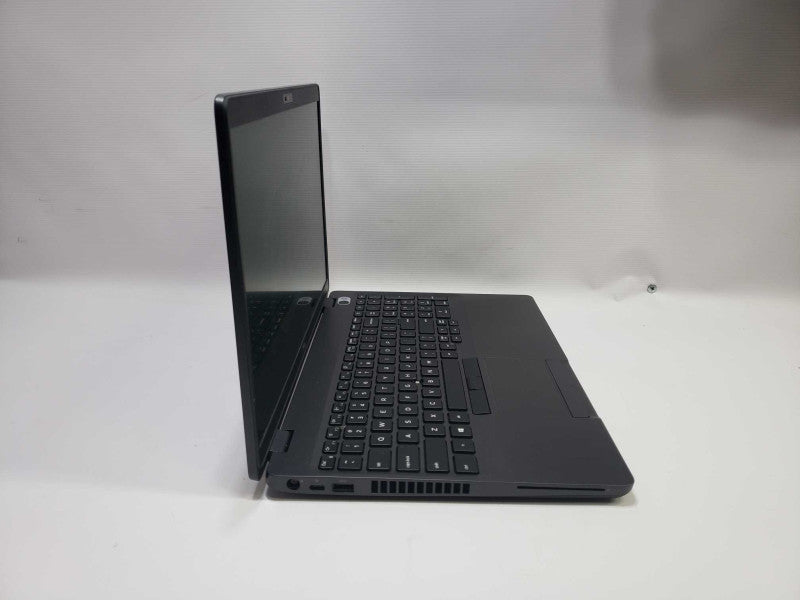 Dell Latitude 5500 i7-8665U 1.9GHz 16GB RAM 256GB M.2 SSD )