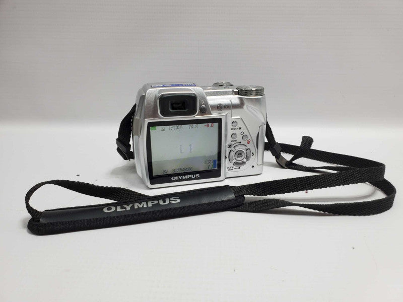 Olympus SP-510UZ 7.1MP Digital Camera |