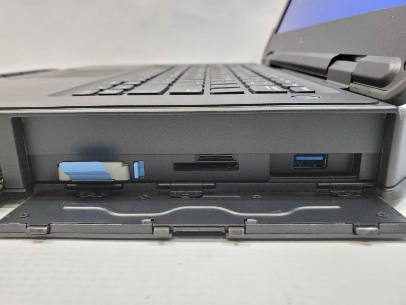 Dell Latitude 5424 Rugged 14\\" Core i5-8350U @ 1.7GHz 16GB DDR4 250GB SSD NVME (