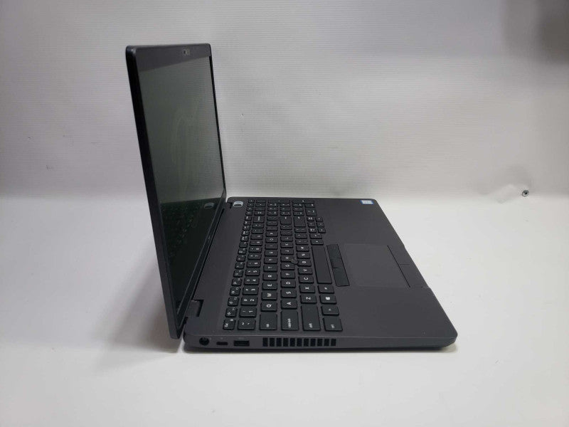 Dell Latitude 5500 15.6\\" Laptop i5-8365U 1.60GHz 8GB RAM 256GB M.2 )