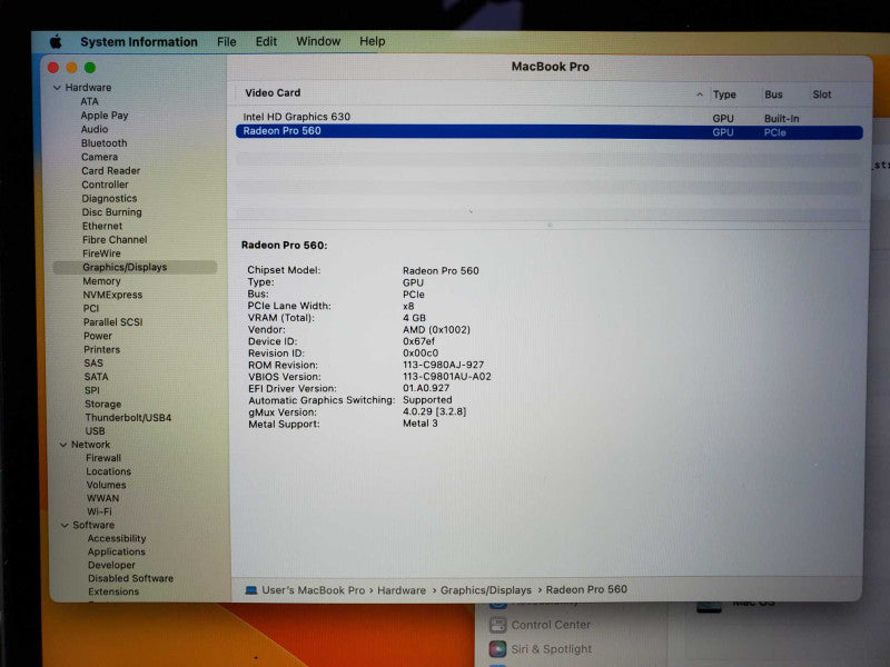 Macbook Pro 2017 15" Core i7-7820HQ @ 2.9GHz 16GB DDR3 500GB SSD [Read] (