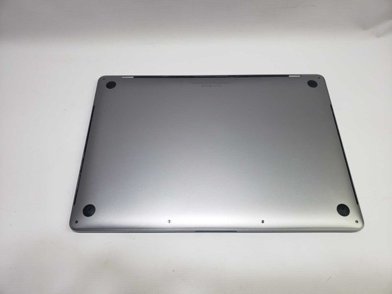 Apple MacBook Pro 15 Inch 2016 Quad Core i7 2.9GHz 16GB RAM  )