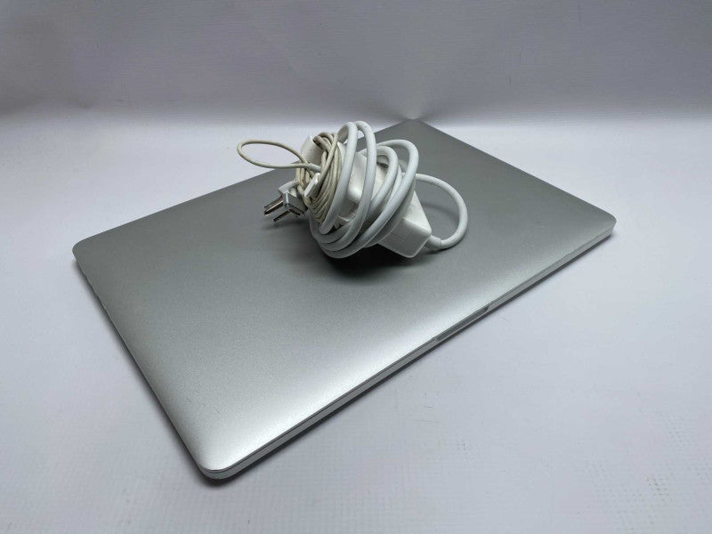 MacBook Pro 15\\" Retina Mid 2012 with Intel Core i7 CPU 16GB RAM & 500GB SSD  -