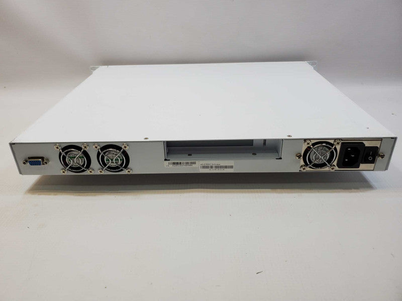 Sophos UTM 220 8-Port Firewall Gateway Network Switch Gigabit Rev.5 (