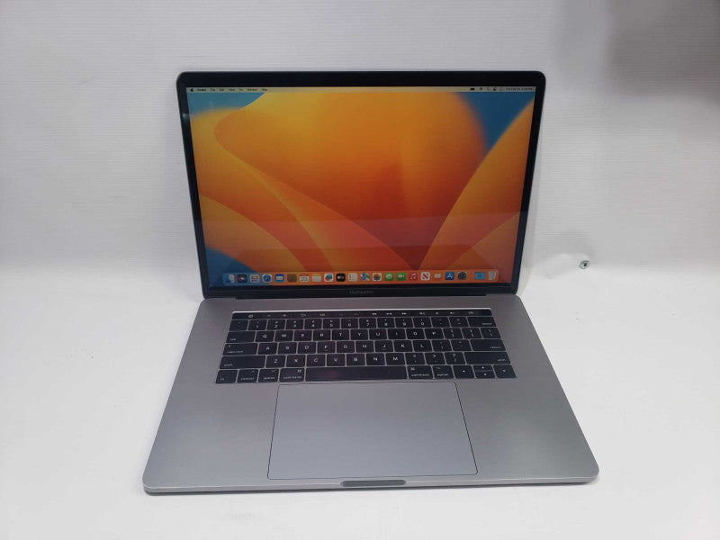 MacBook Pro 2017 15\\" Core i7 7820HQ 2.9GHZ, 16GB, 512GB  )