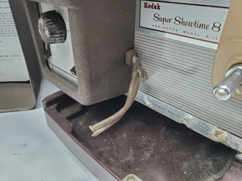 Kodak A25 Super Showtime 8 Projector Model A-25 (AS-IS) |