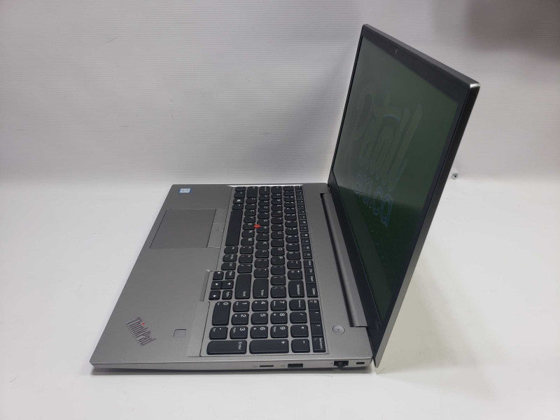 Lenovo ThinkPad E580 i7-8550U 8 GB RAM 250 GB SSD  )