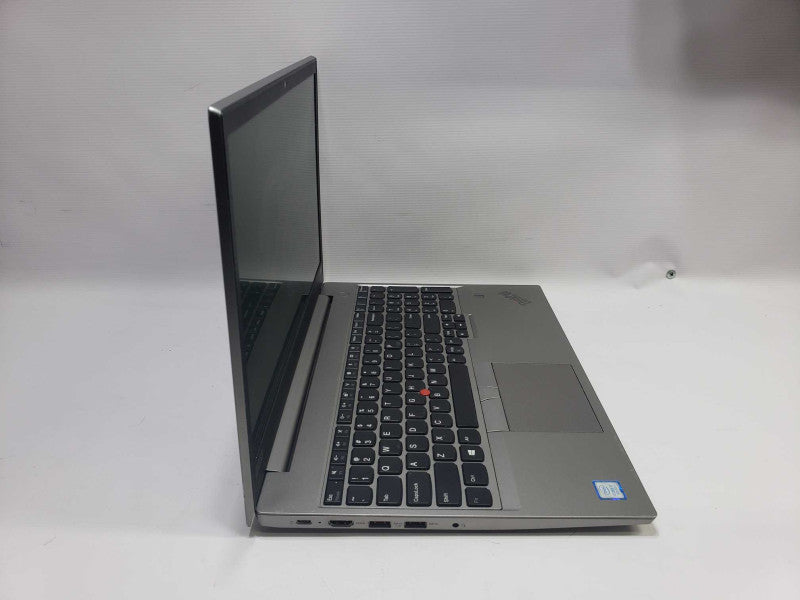 Lenovo ThinkPad E580 i7-8550U 8 GB RAM 250 GB SSD  )