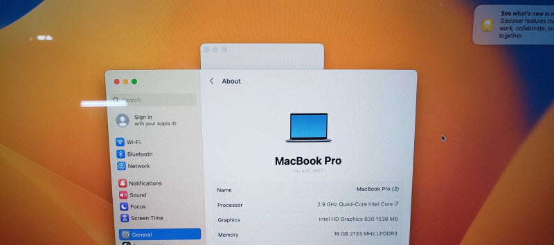 MacBook Pro 15 A1707 2017 TCH BAR i7-7820HQ @ 2.9 16GB 512GB SSD *READ* )
