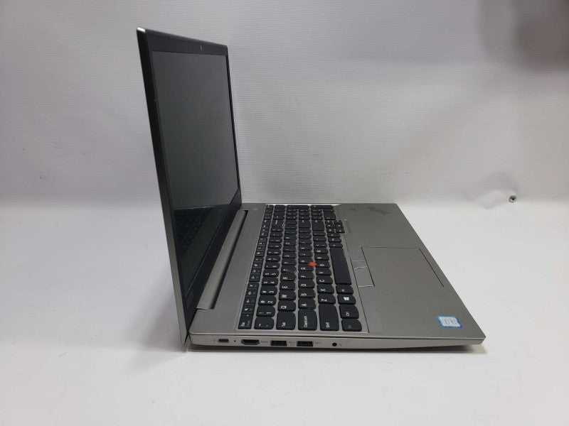 Lenovo ThinkPad E580 i7-8550U 8GB RAM 250 GB SSD *READ* )