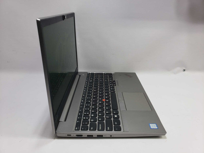 Lenovo ThinkPad E580 i7-8550U 8GB RAM 250 GB SSD )