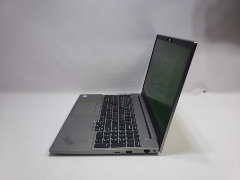 Lenovo ThinkPad E580 i7-8550U 8GB RAM 250 GB SSD )