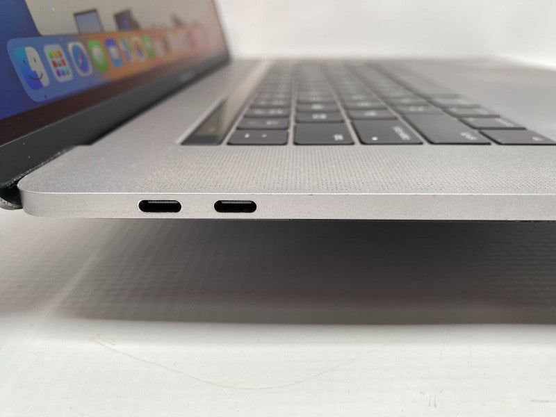 2017 MacBook Pro 15-inch TouchBar with Intel i7 CPU 16GB RAM & 500GB READ -