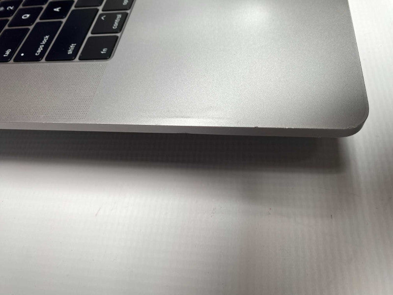 2017 MacBook Pro 15-inch TouchBar with Intel i7 CPU 16GB RAM & 500GB READ -