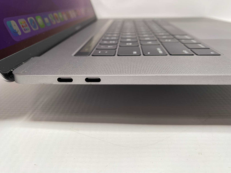 2016 MacBook Pro 15-inch TouchBar with i7 CPU 16GB RAM & 500GB Storage  -