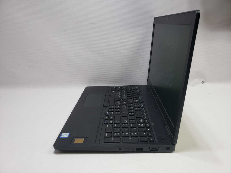 Dell Latitude 5580 i7-7820HQ | 8GB RAM | 256GB SSD | GeForce 940MX *READ* )