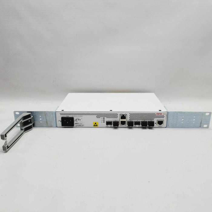 Ciena 3916 Service Delivery Switch (170-3916-904) /w Bracket =