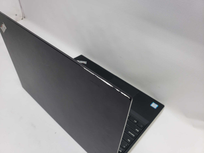Lenovo ThinkPad E580 i7-8550U @ 1.80GHz 8GB RAM 256GB M.2 SSD *READ* )
