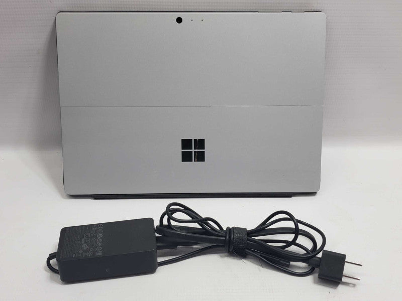 Microsoft Surface Pro 4 (1724) i5-6300U 8GB RAM 256GB Storage |