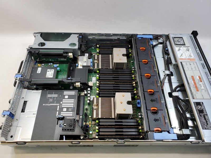 Dell PowerEdge R720 2x Xeon E5-2660 2.2GHz 64GB DDR3 8x3.5\\" No HDD H710 Mini (