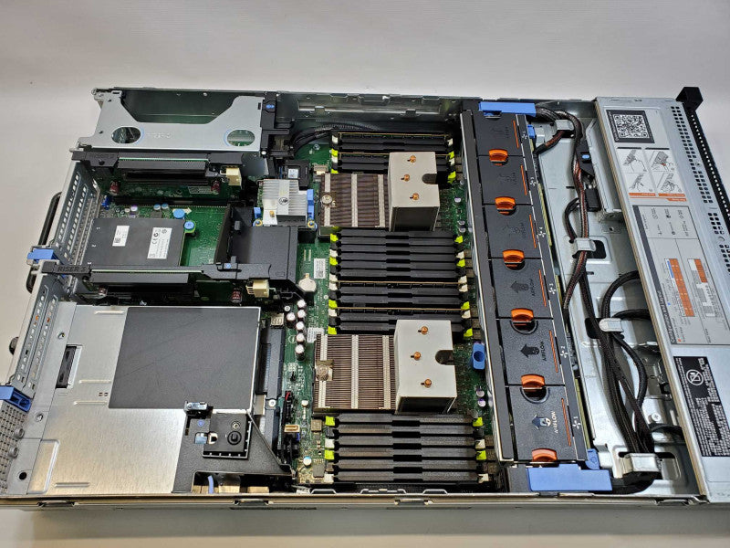 Dell PowerEdge R720 2x Xeon E5-2609 @ 2.4GHz - 32GB DDR3 - 2TB SSD - H710 Mini (