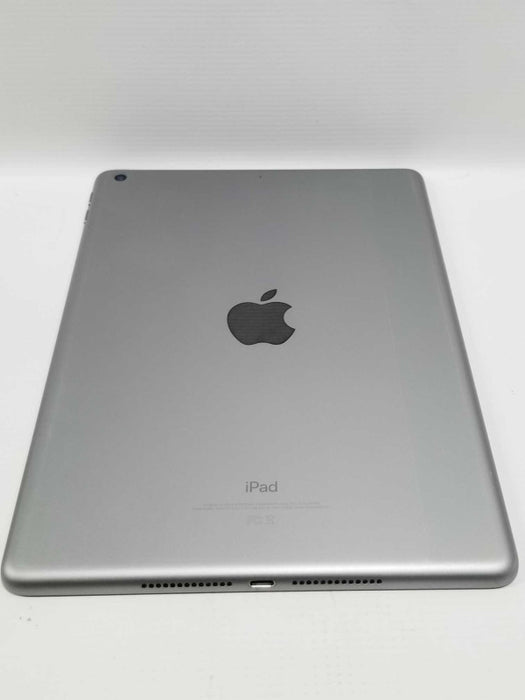 Apple iPad A1893 6th Generation 9.7\\"- Wi-Fi Only - Good Condition ~