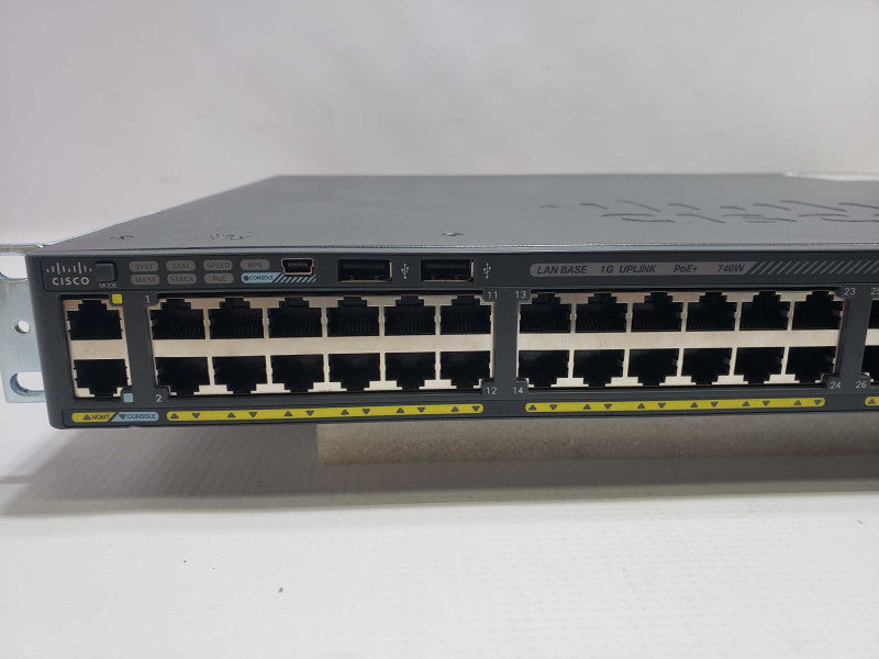 Cisco WS-C2960X-48FPD-L 48 POE+ GE+2 10G SFP+, LAN BASE (740W) *READ* )
